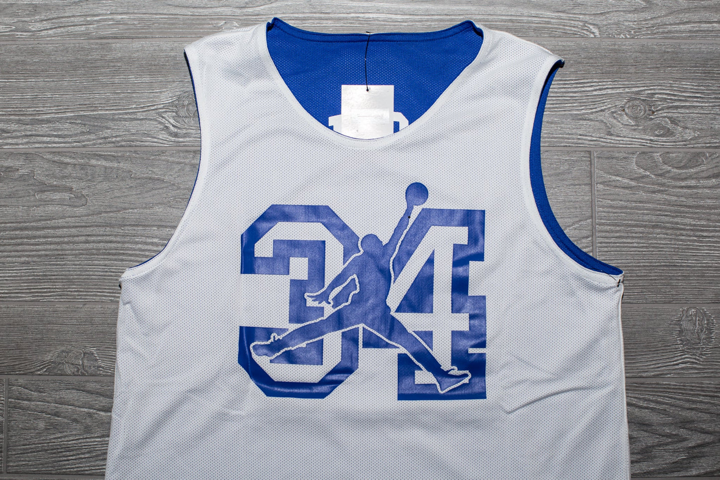 studio-shot-v9-44184