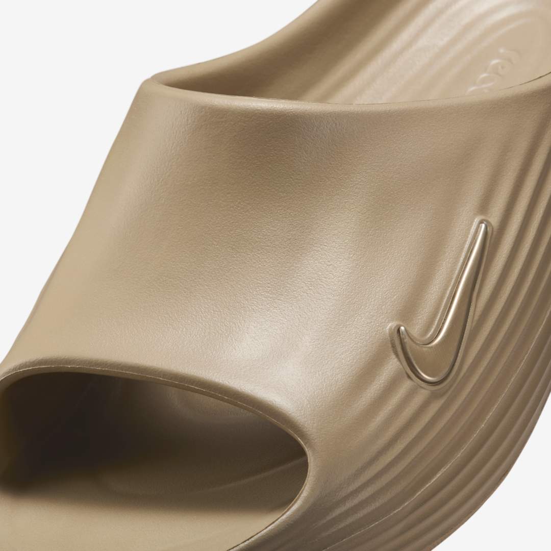 studio-shot-v9-99771