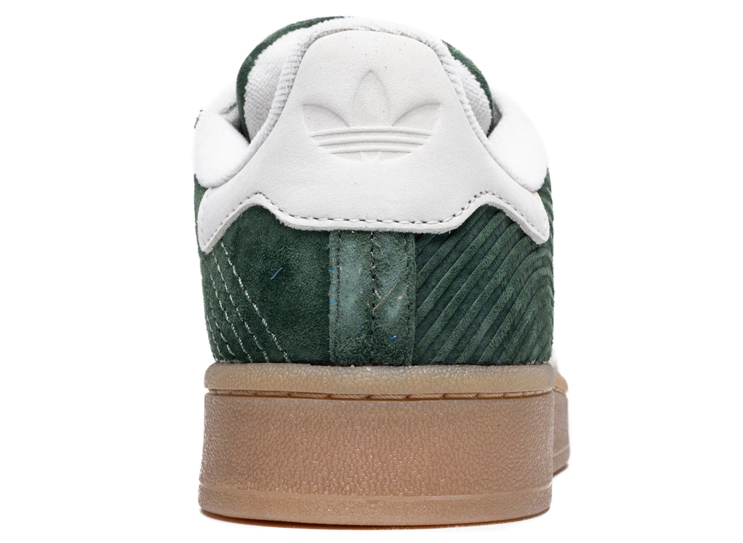 studio-shot-v9-34405