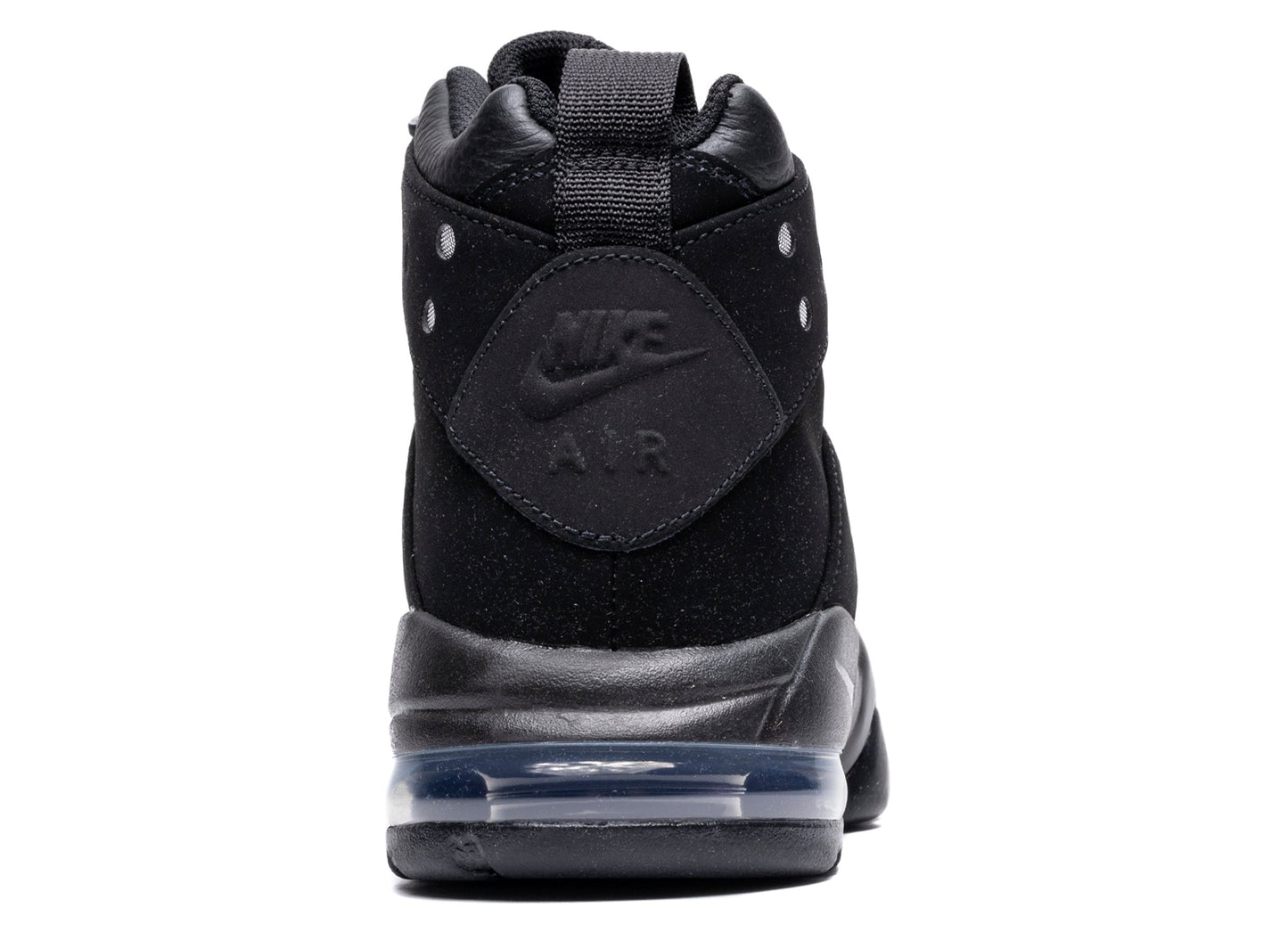 studio-shot-v9-79526