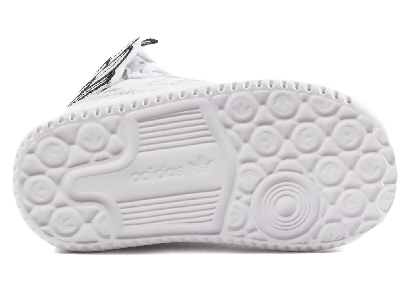 studio-shot-v9-41865