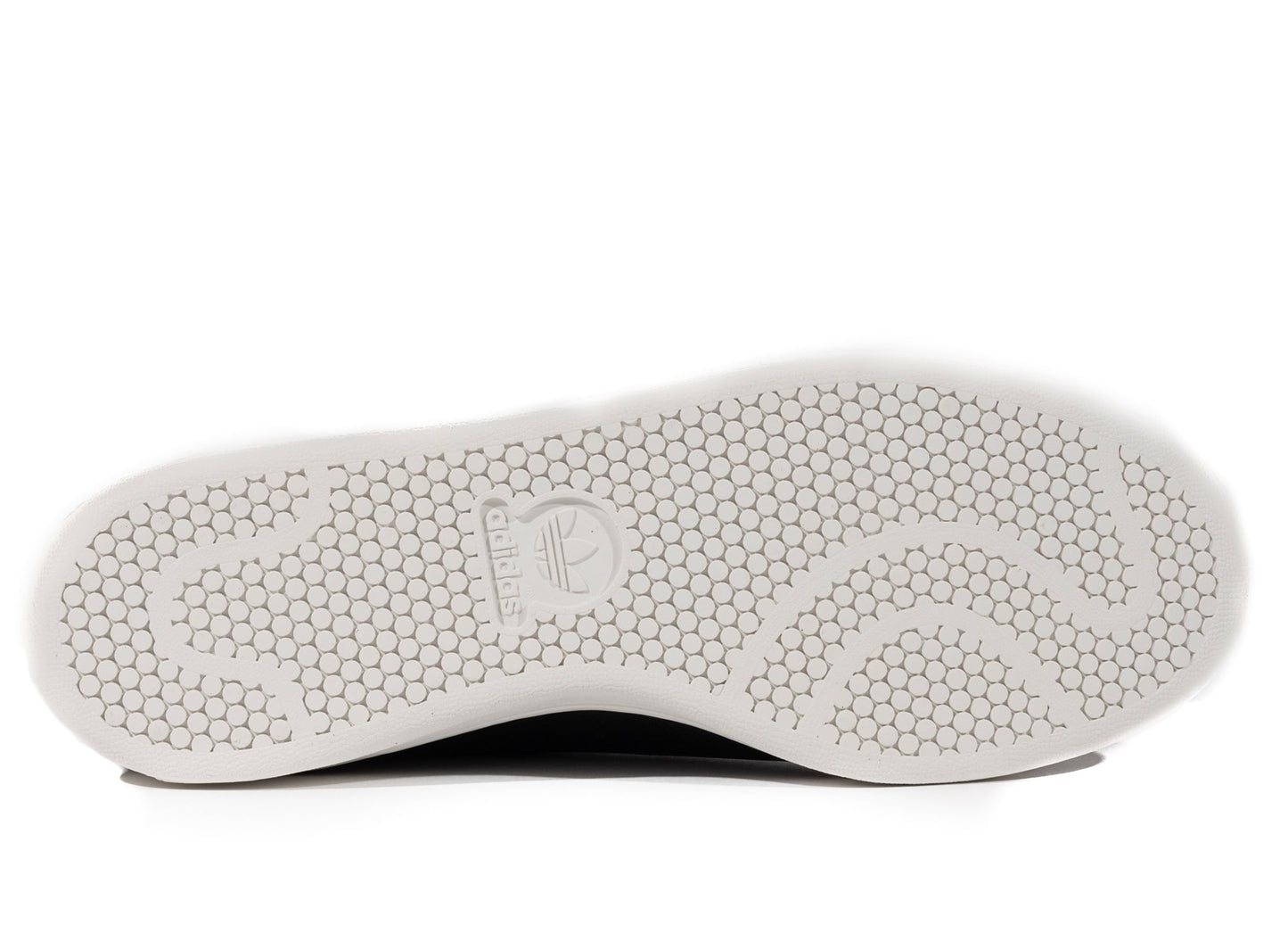 studio-shot-v9-27693