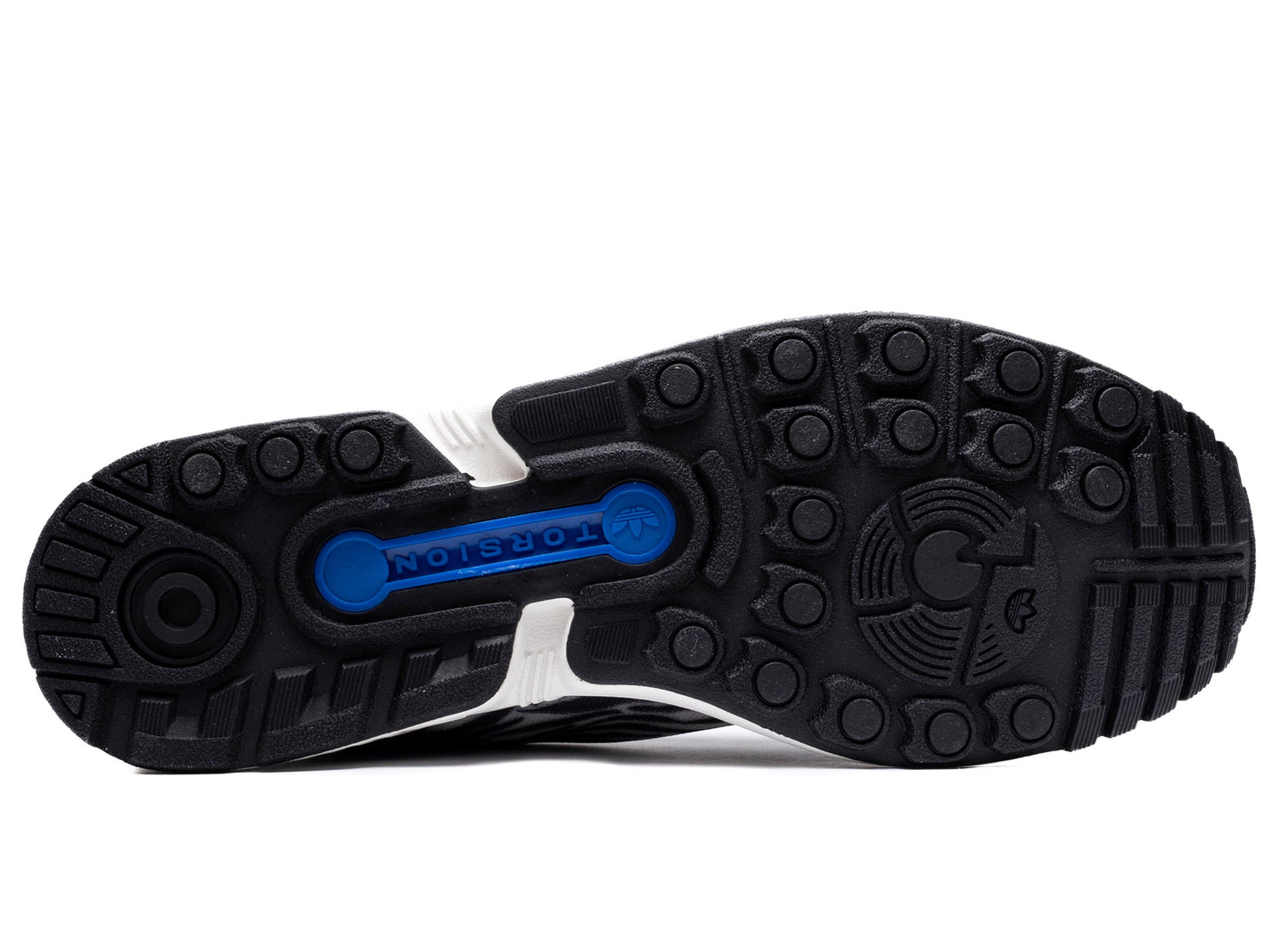 studio-shot-v9-47555