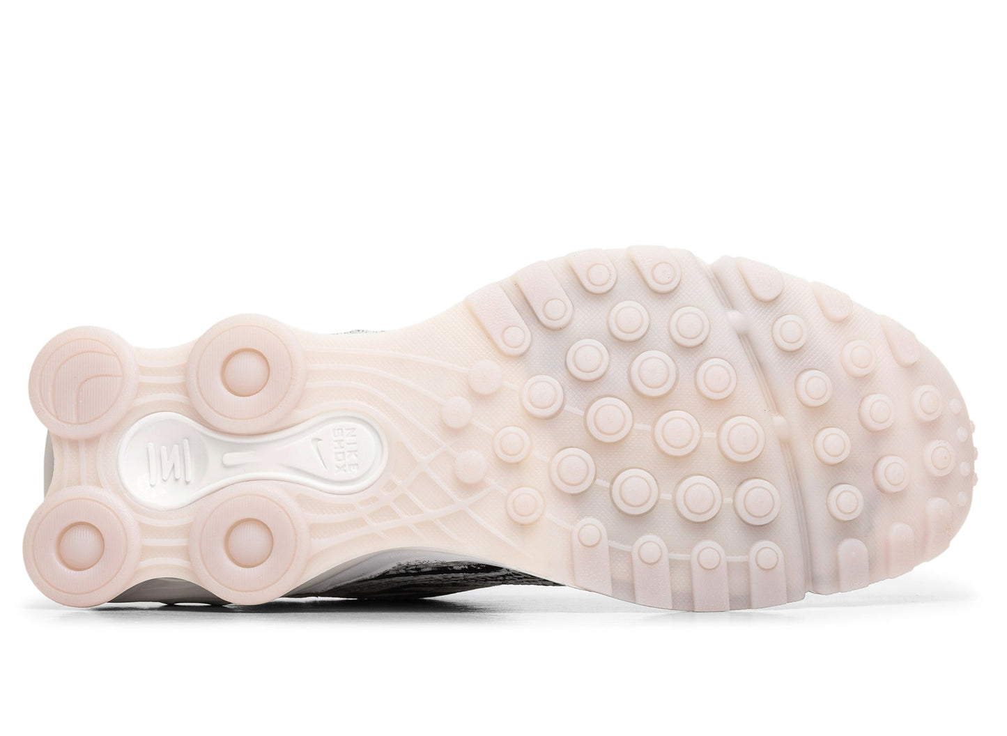 studio-shot-v9-25967