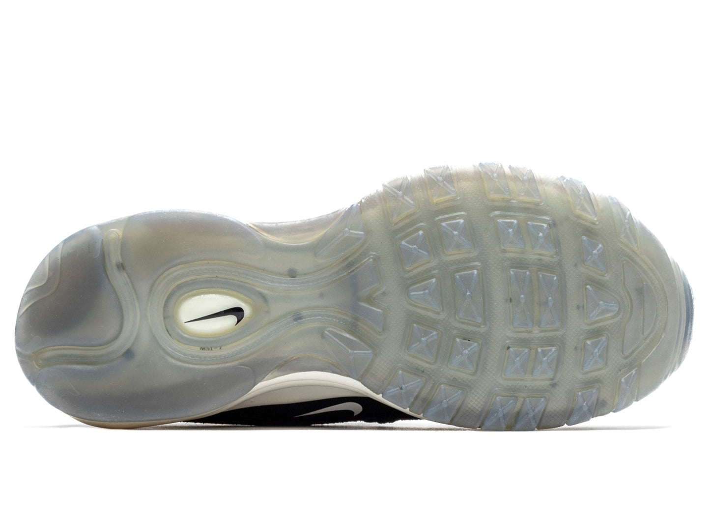 studio-shot-v9-25935