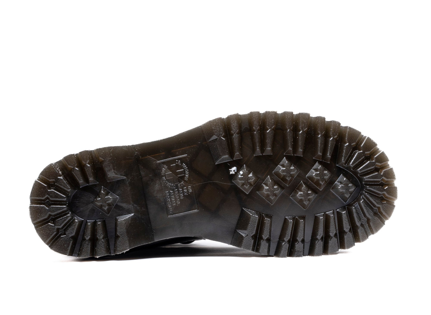 studio-shot-v9-38136