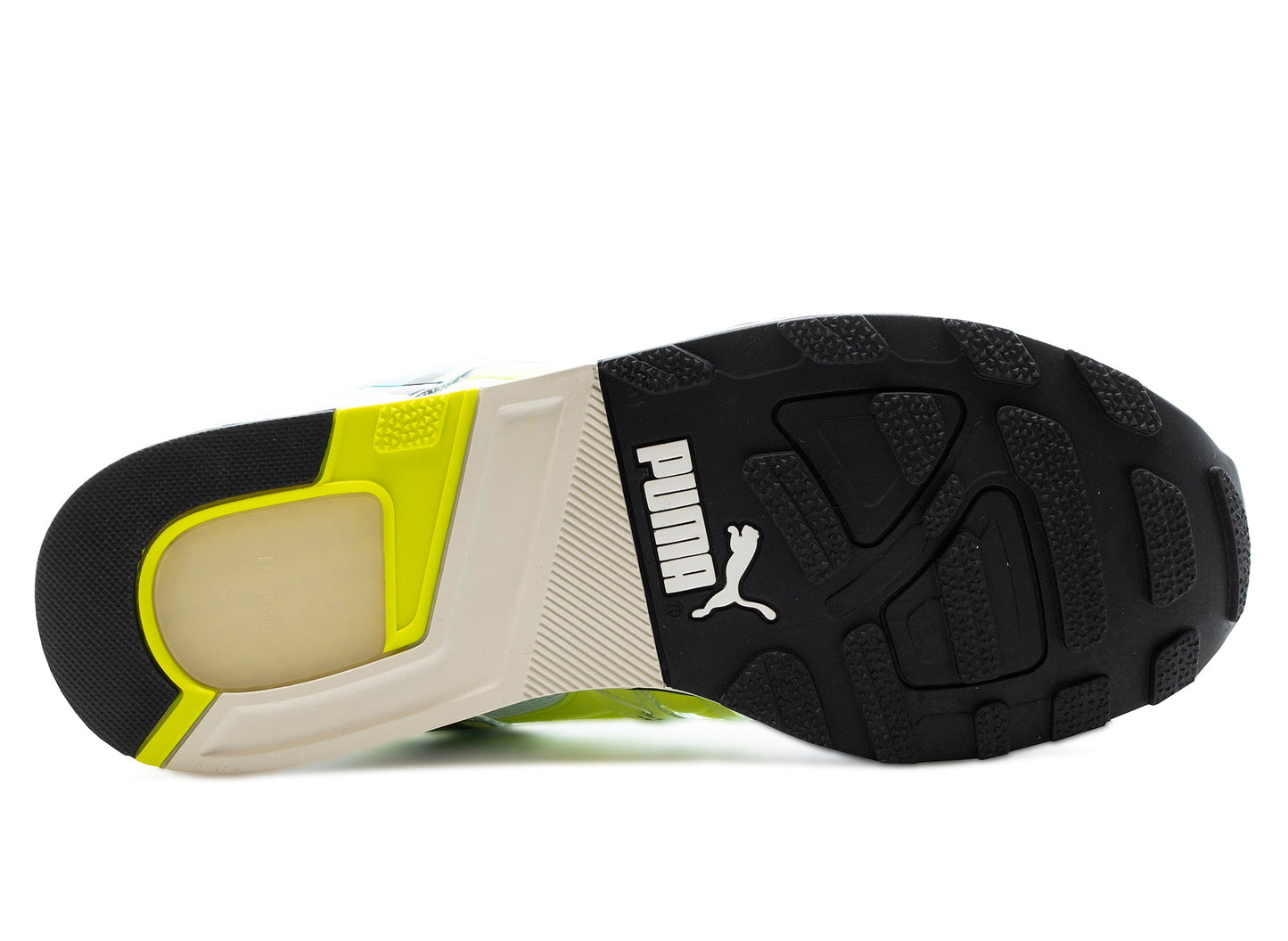 studio-shot-v9-20547