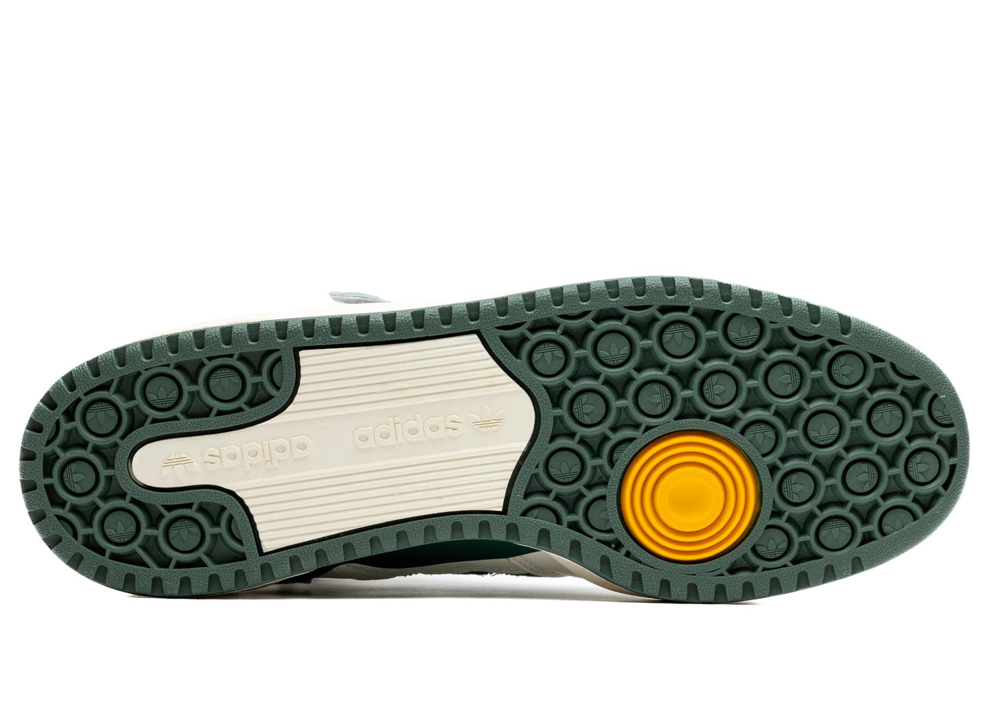 studio-shot-v9-65391