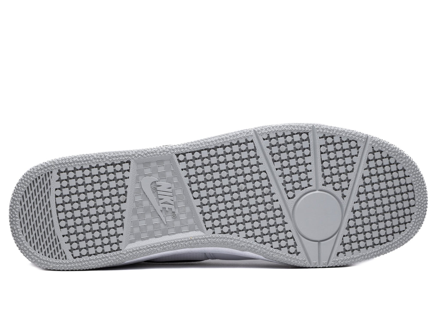 studio-shot-v9-15973