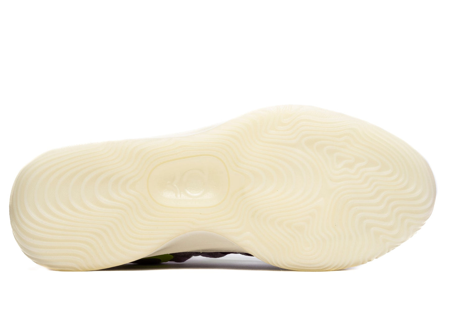 studio-shot-v9-26104