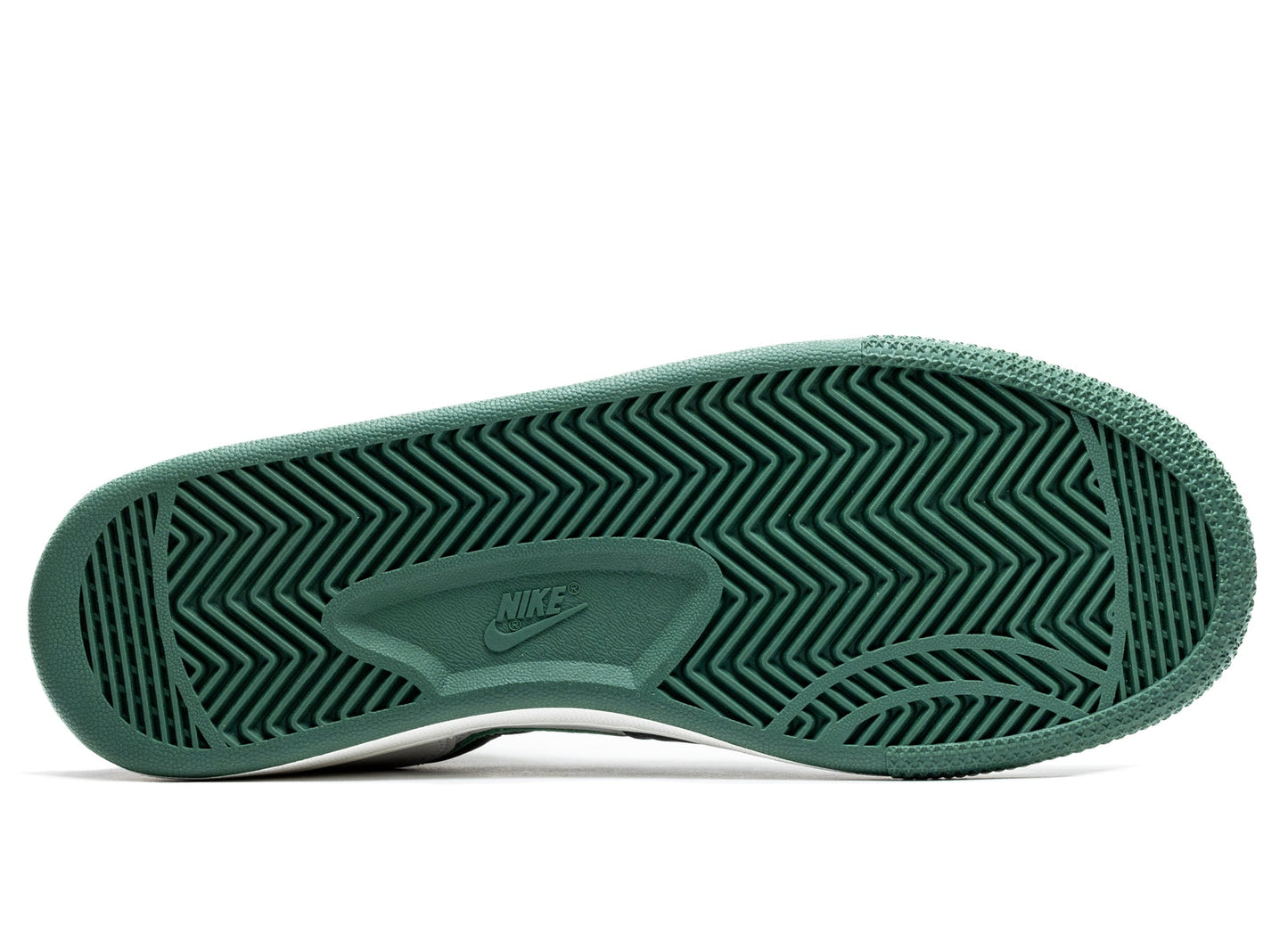 studio-shot-v9-29728