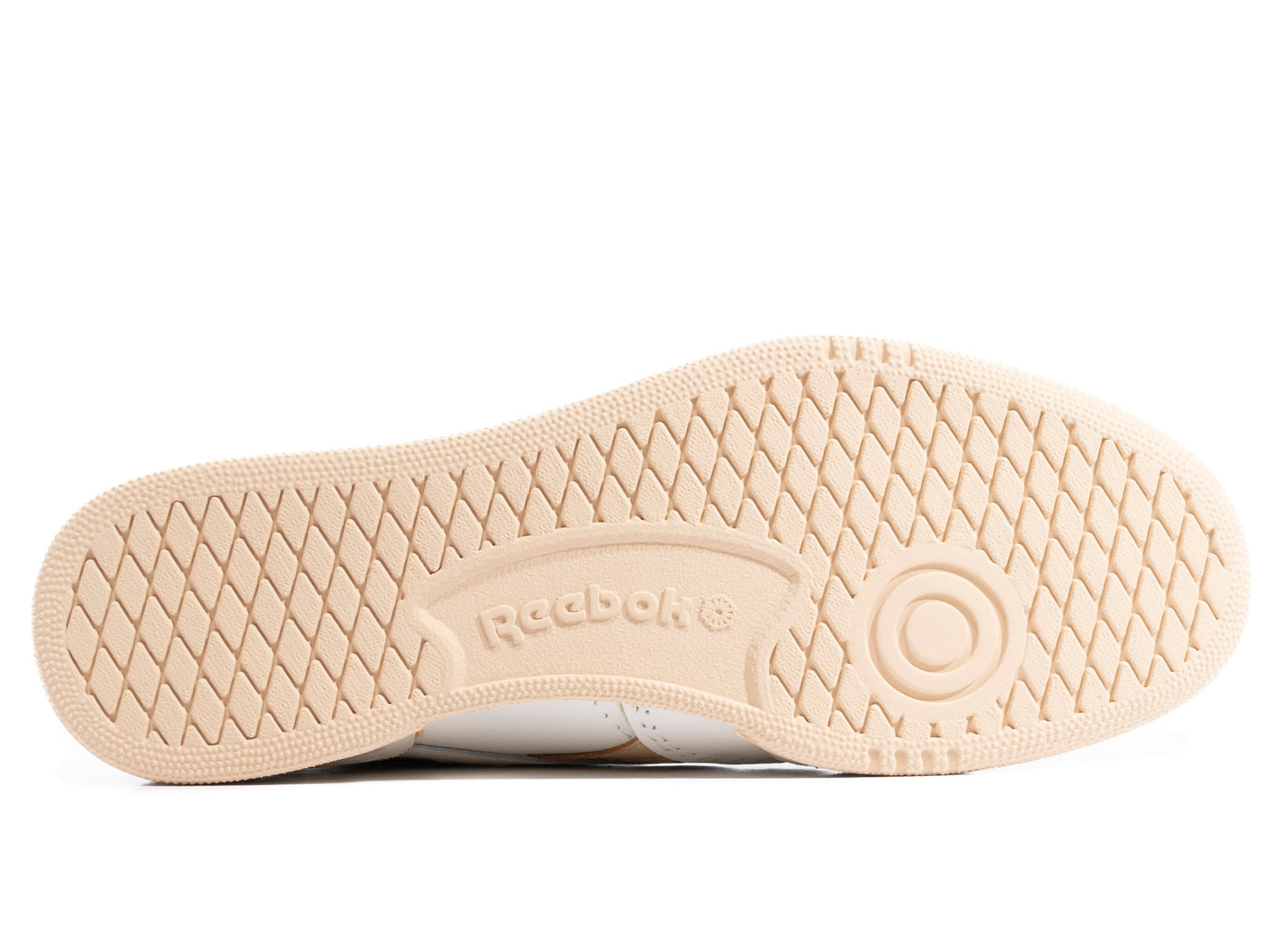 studio-shot-v9-85886