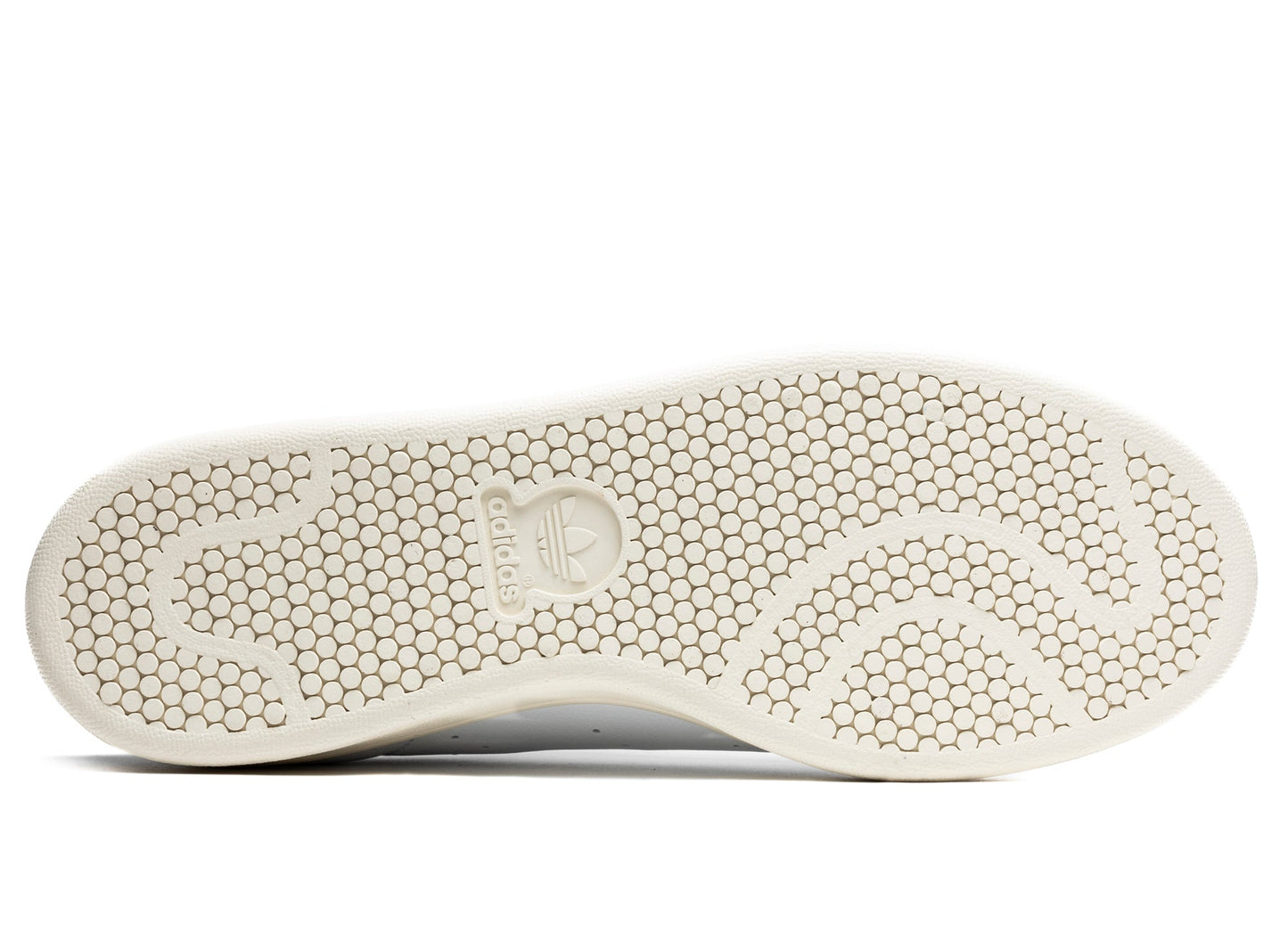 studio-shot-v9-29903