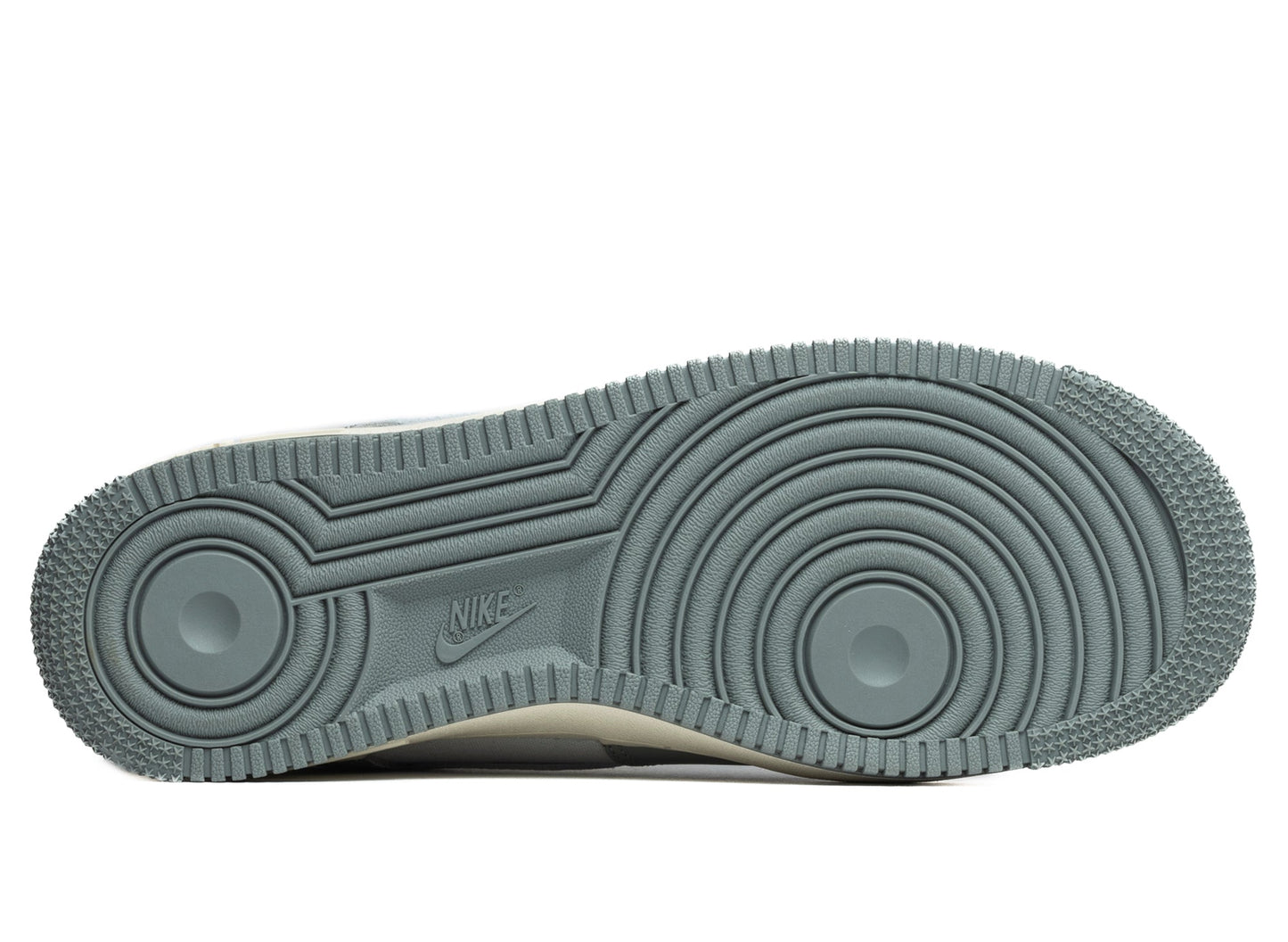 studio-shot-v9-69757