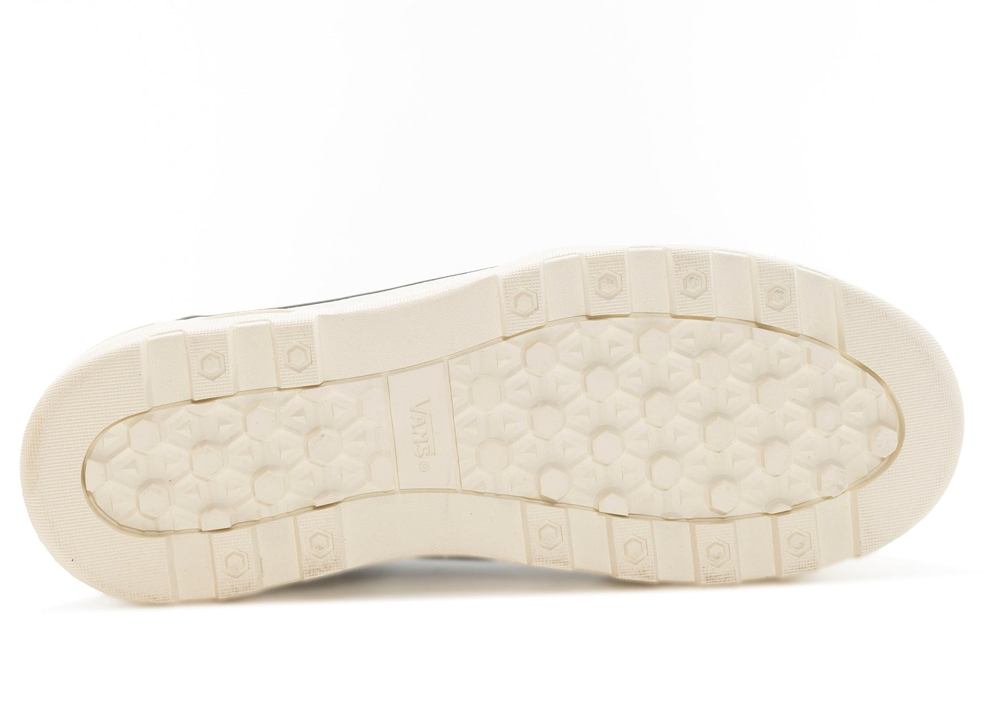 studio-shot-v9-72050