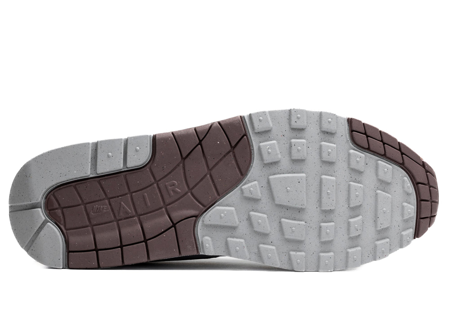 studio-shot-v9-84027