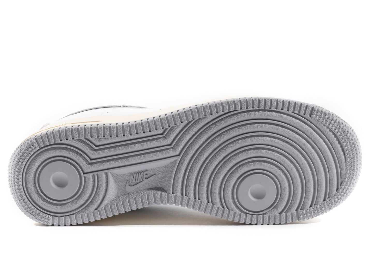 studio-shot-v9-86030