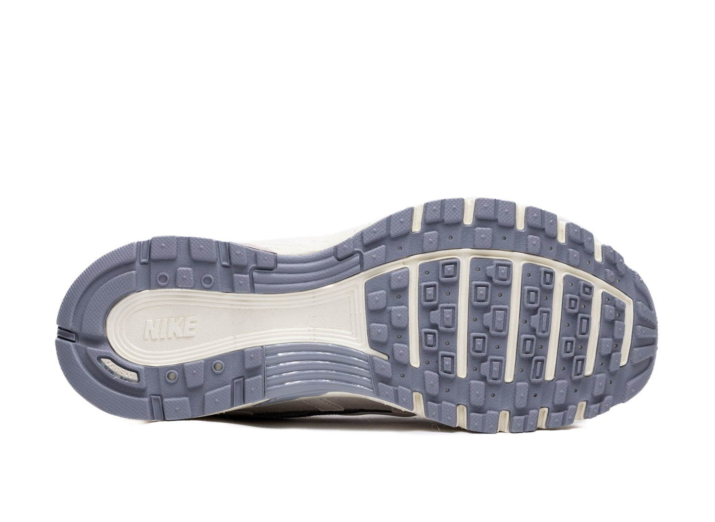 studio-shot-v9-99712