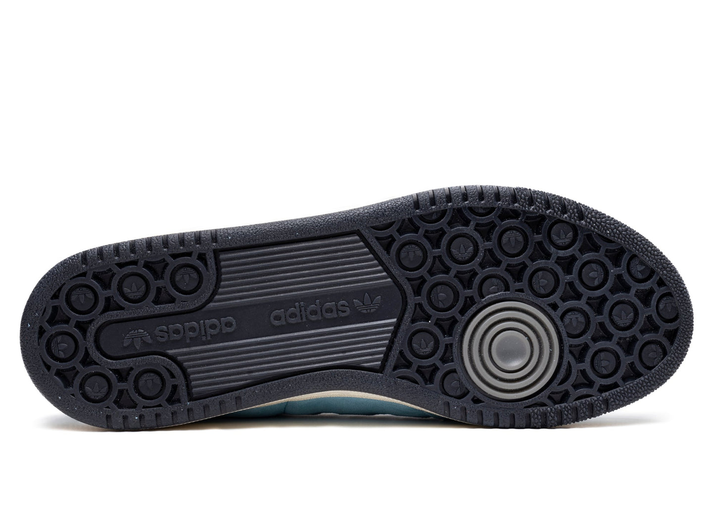 studio-shot-v9-93209