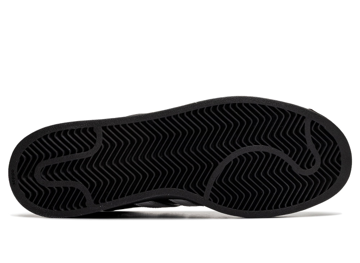 studio-shot-v9-60007