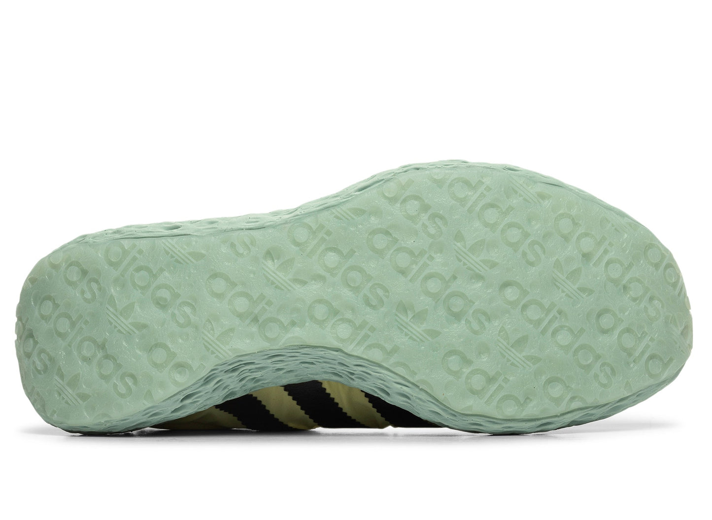 studio-shot-v9-15607