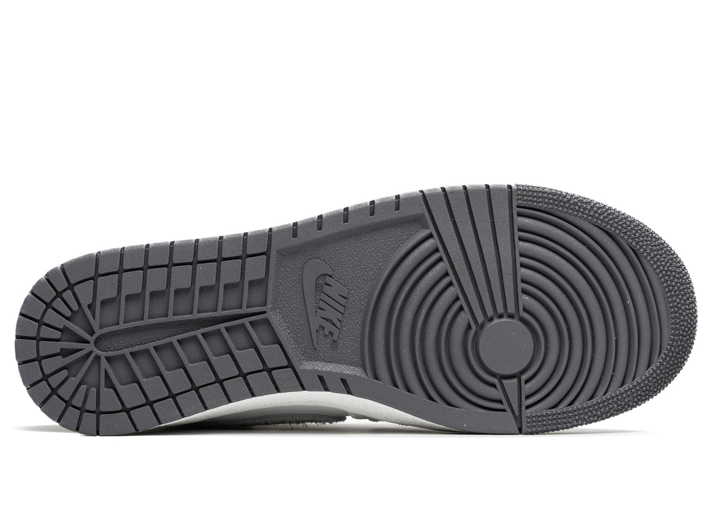 studio-shot-v9-55596