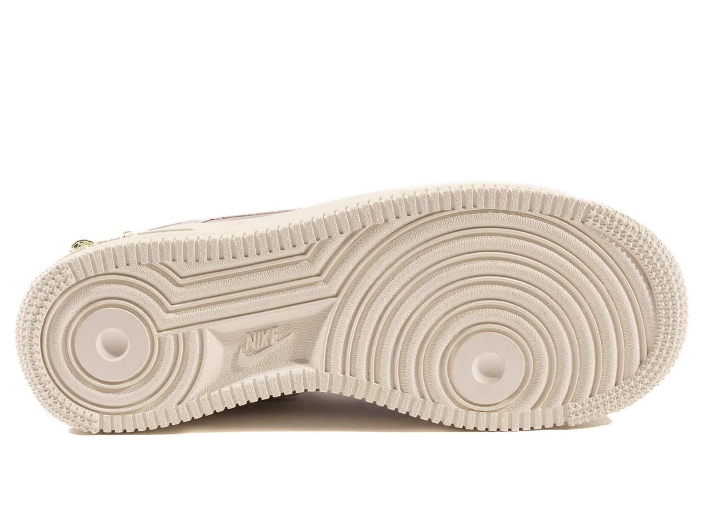 studio-shot-v9-48086