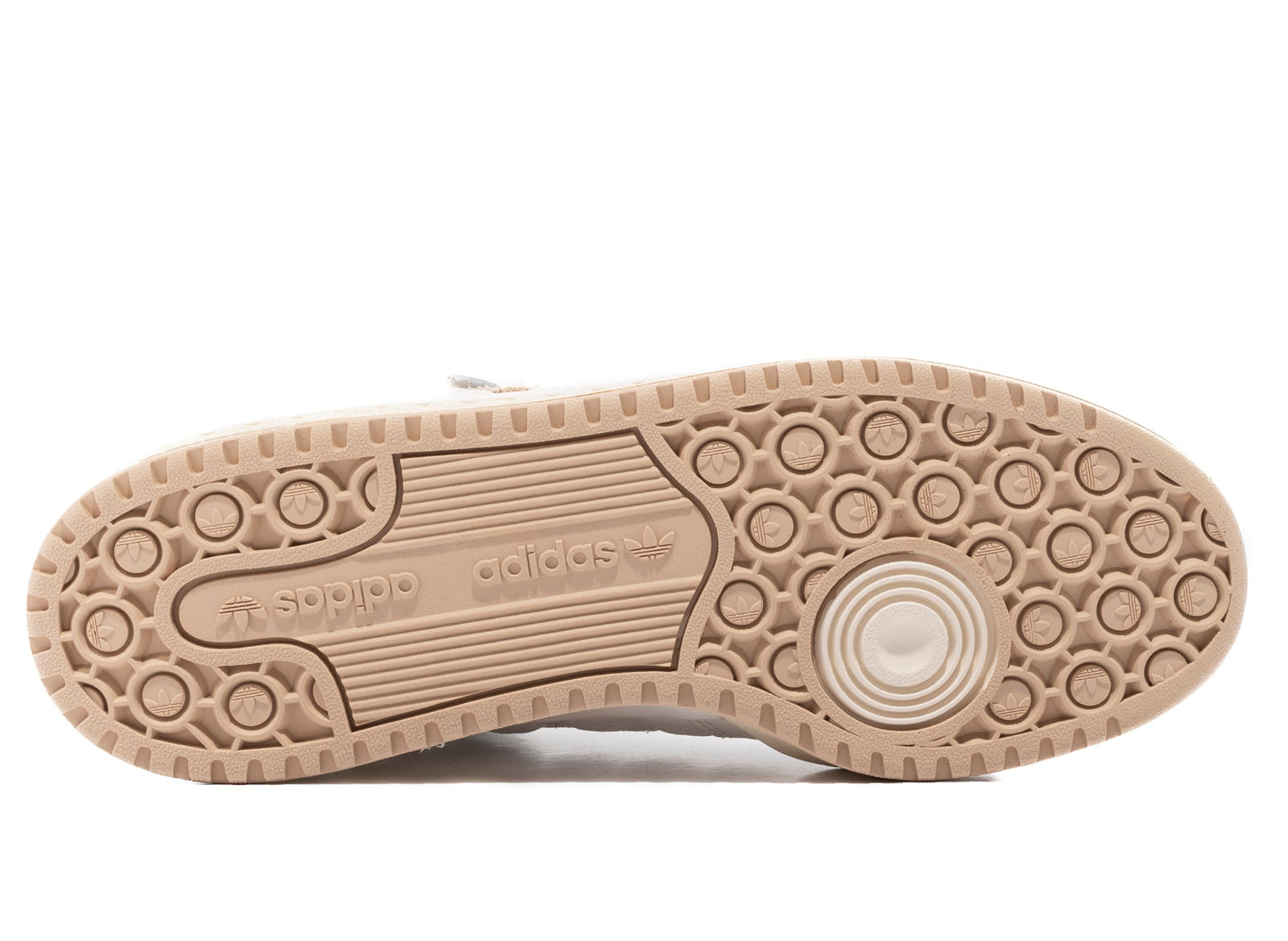 studio-shot-v9-47800