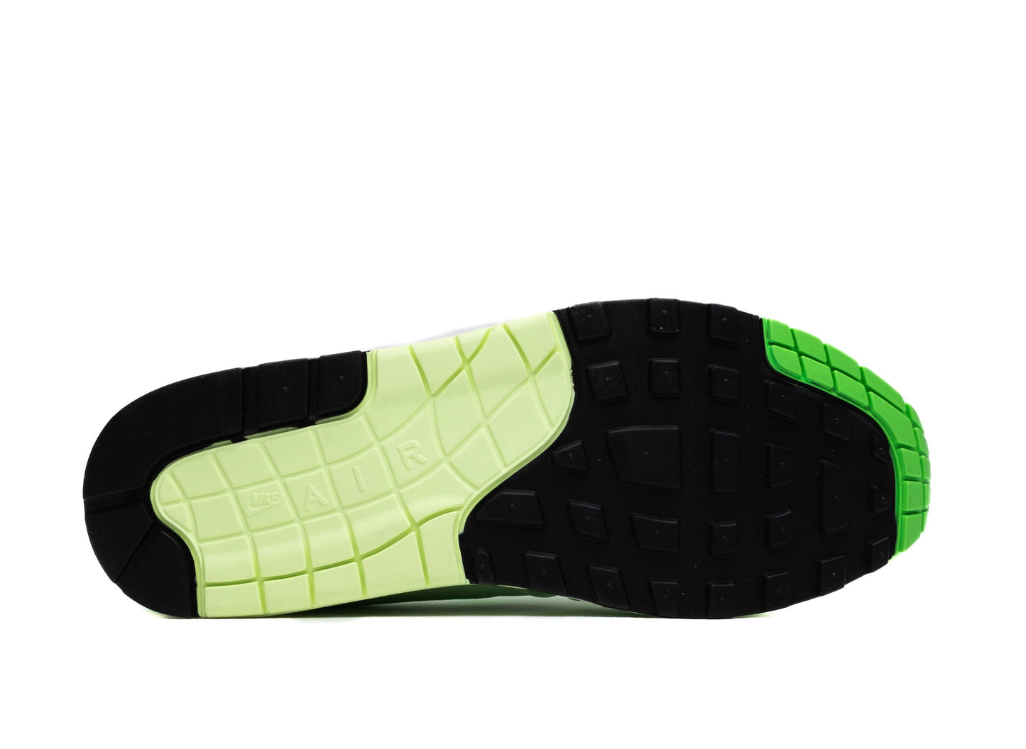 studio-shot-v9-62643