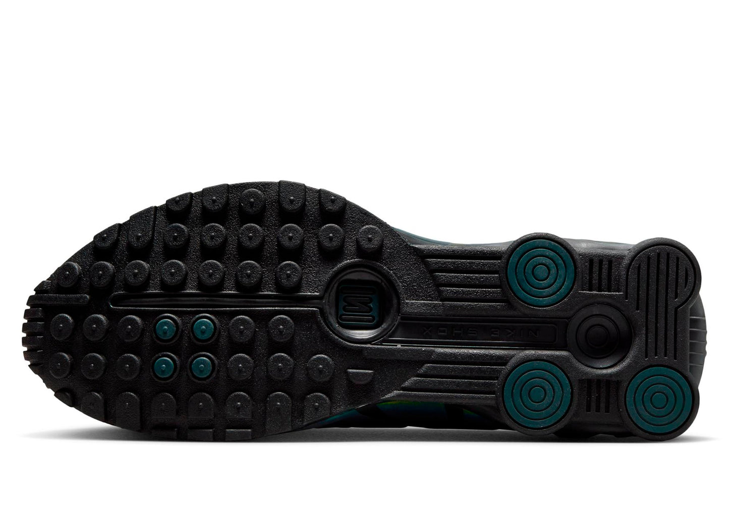 studio-shot-v9-82222