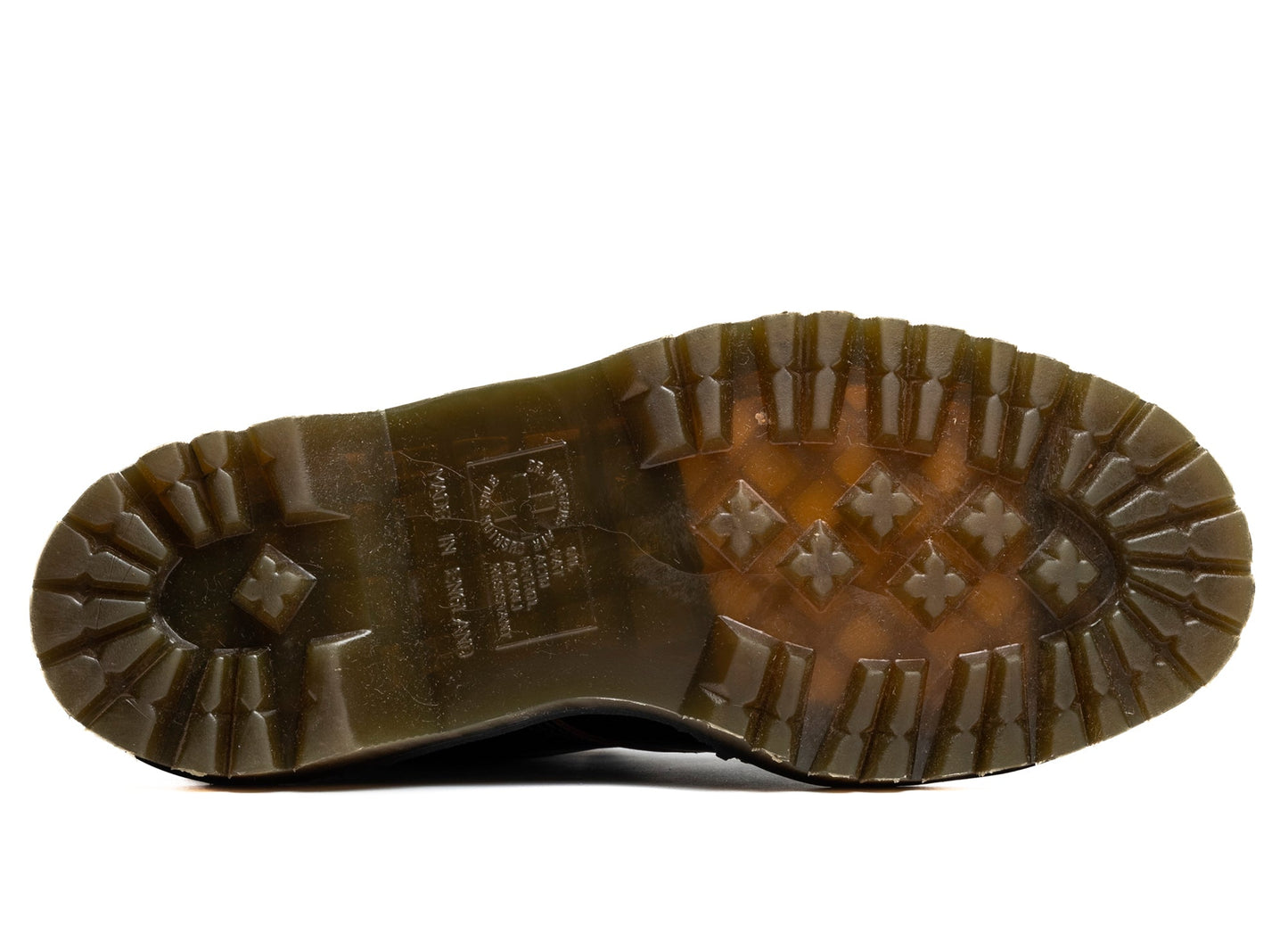 studio-shot-v9-17913