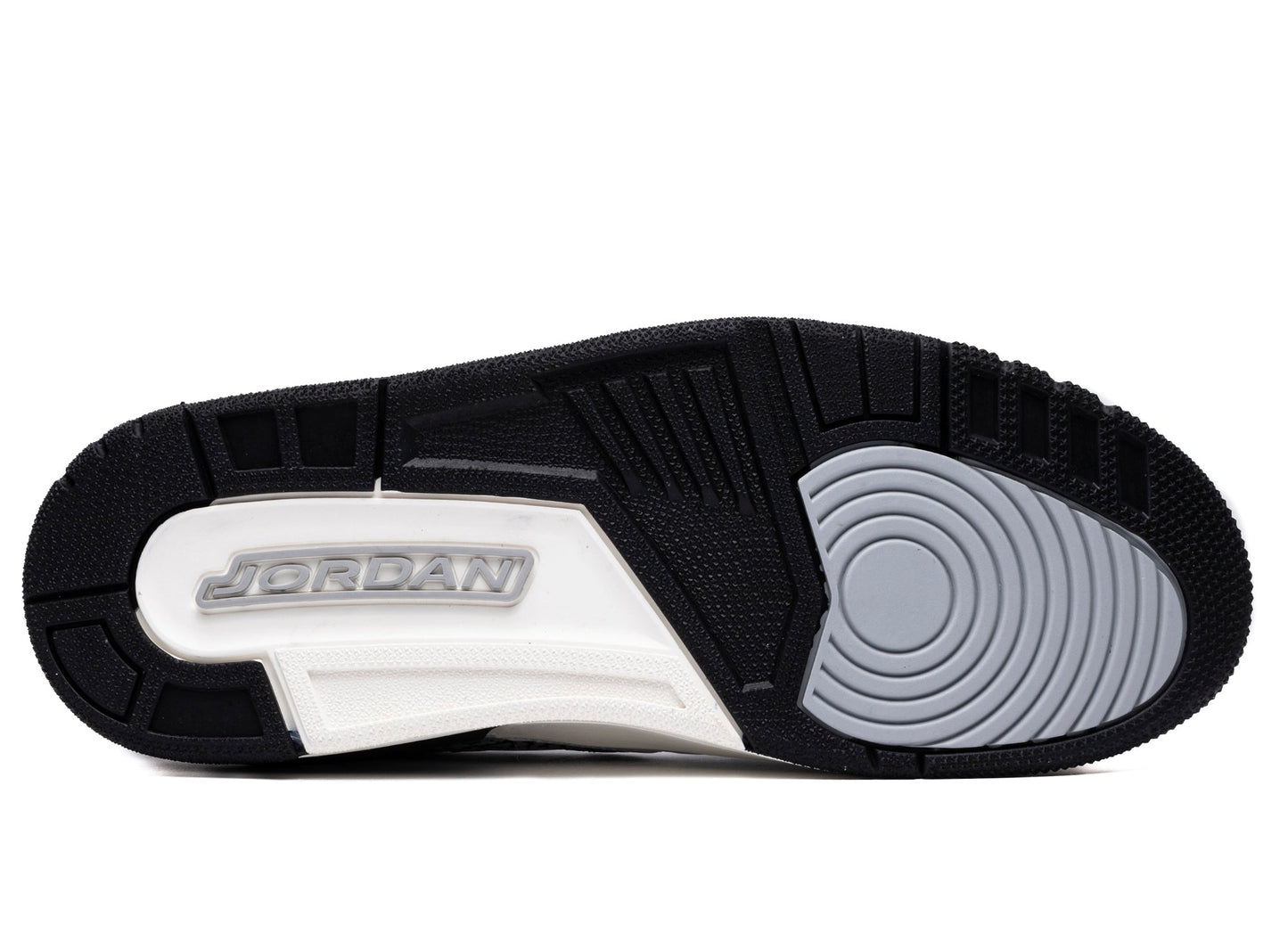 studio-shot-v9-34721