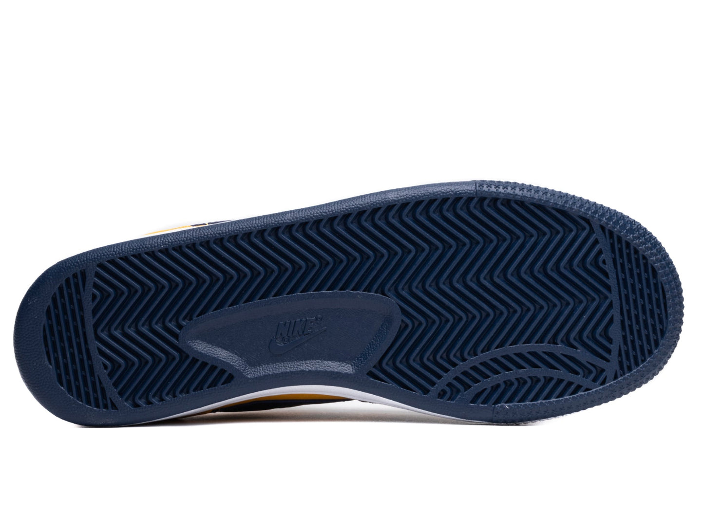 studio-shot-v9-98437