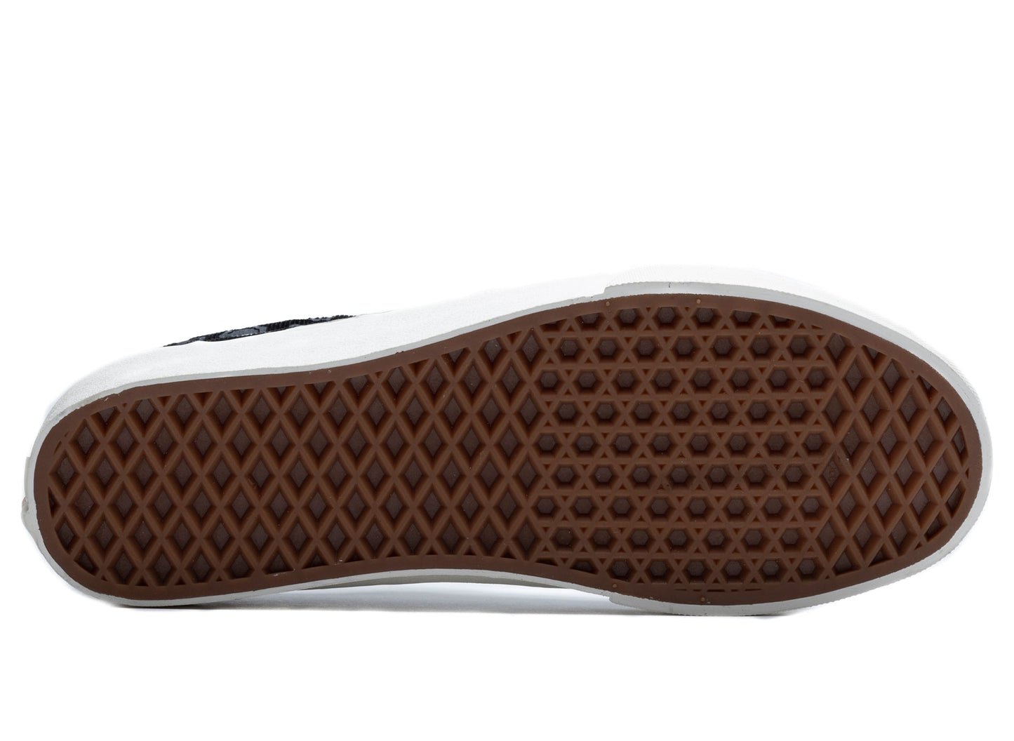 studio-shot-v9-34164