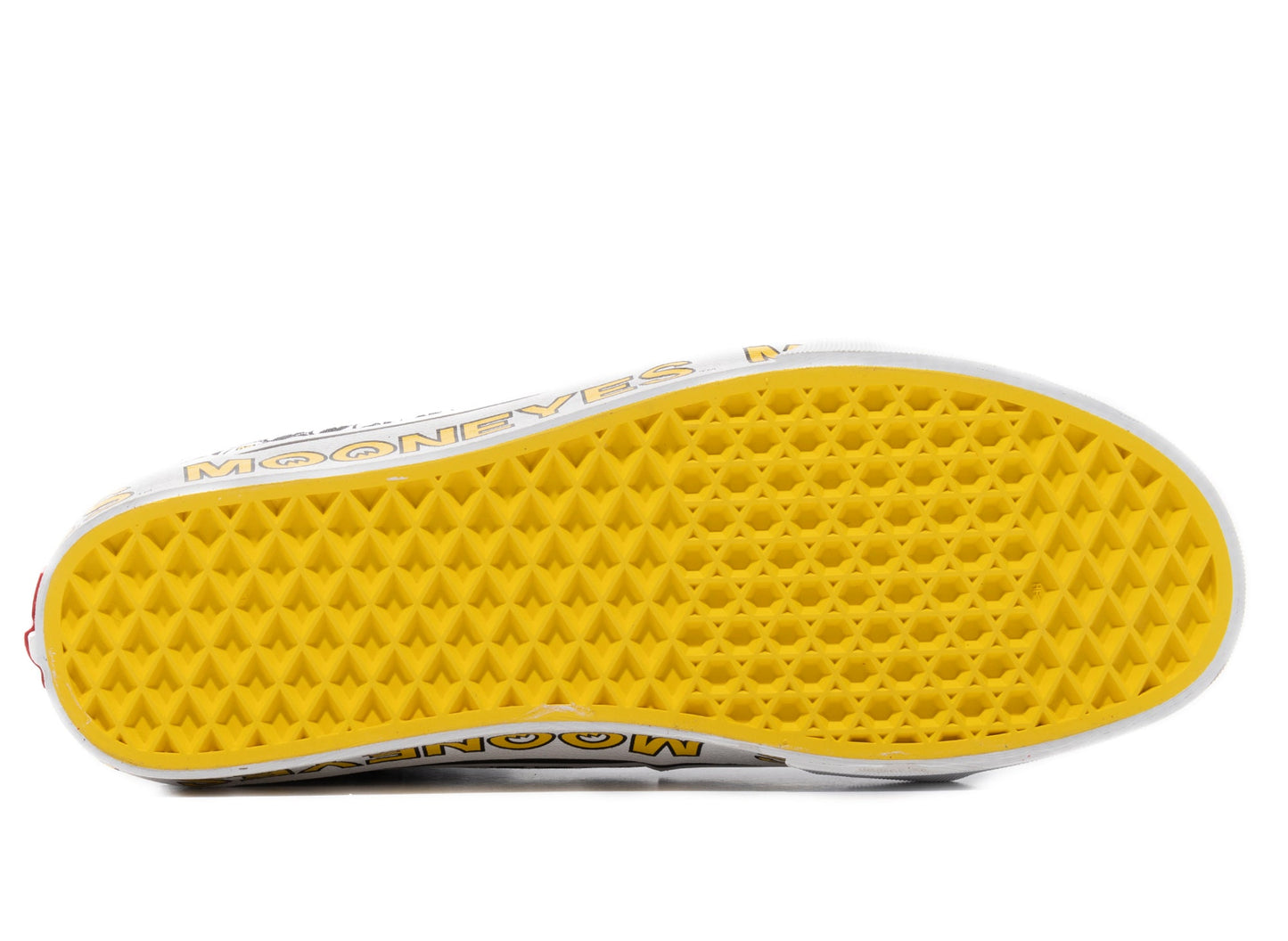 studio-shot-v9-61741