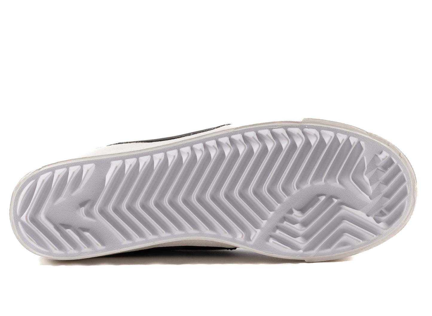 studio-shot-v9-92056