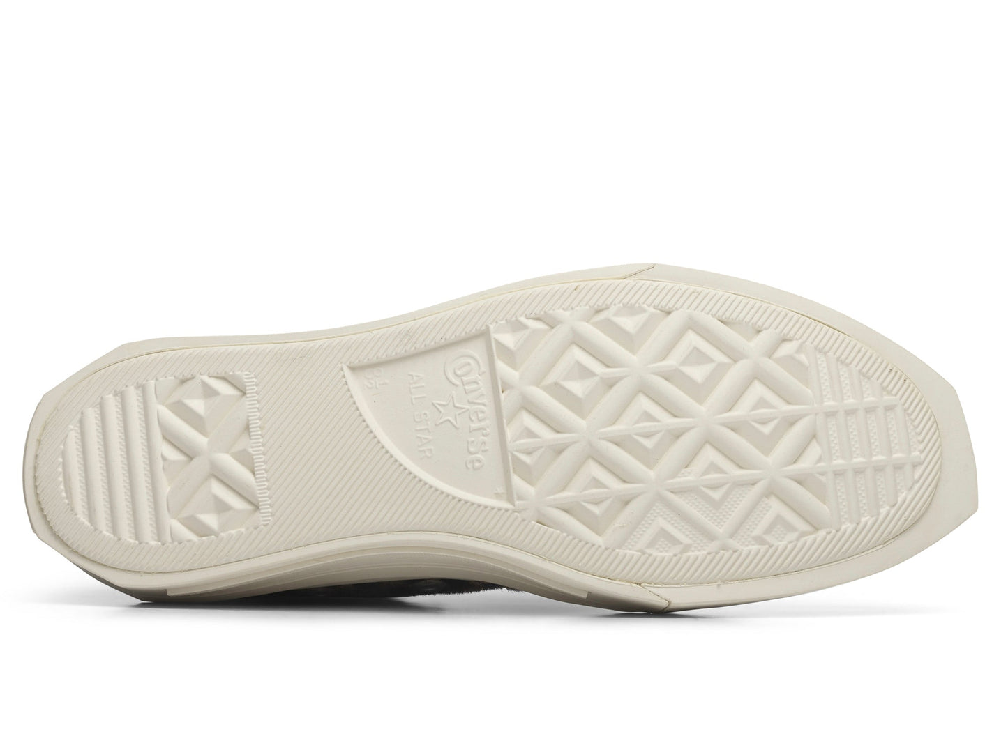 studio-shot-v9-54040