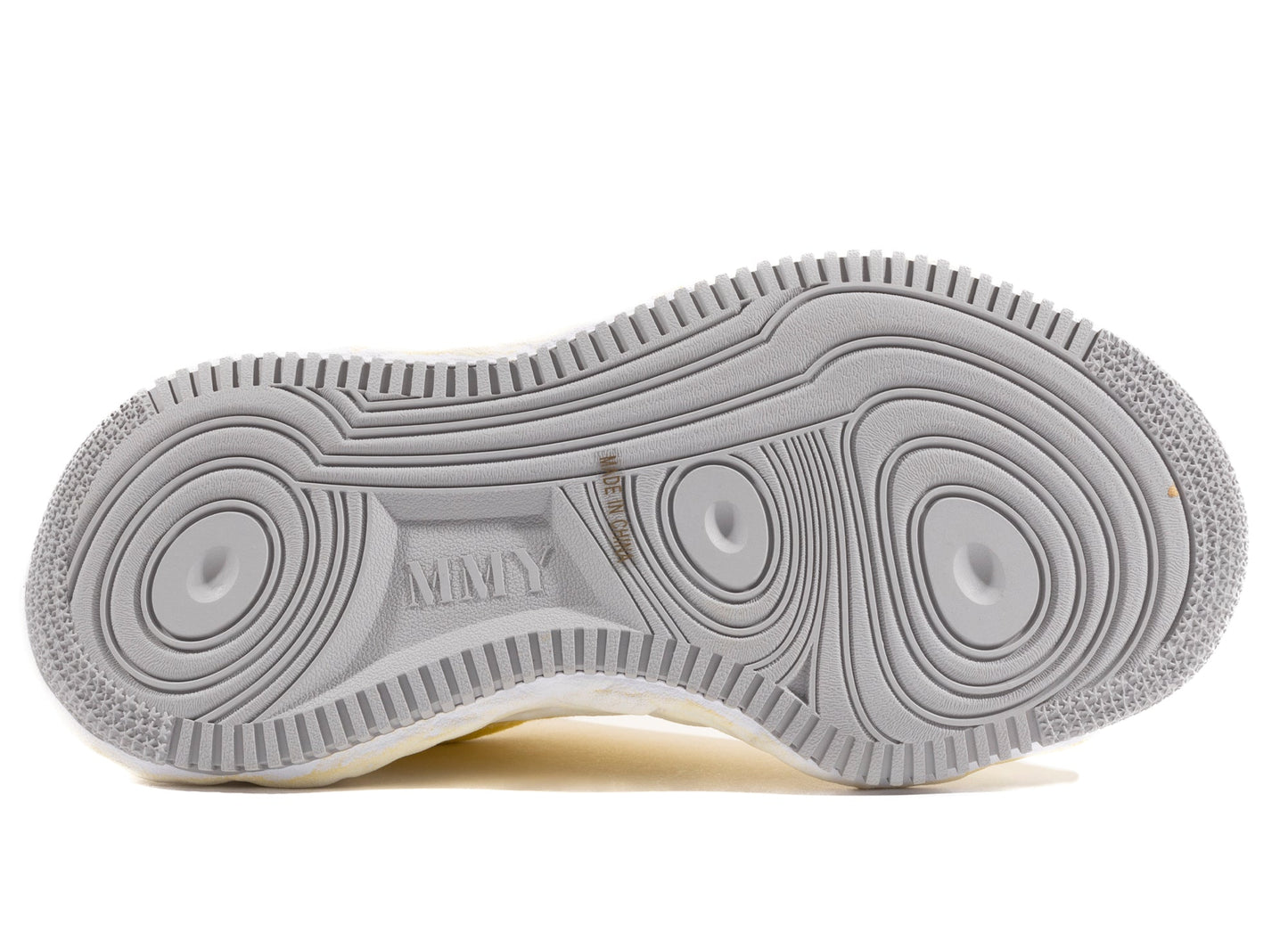 studio-shot-v9-58753