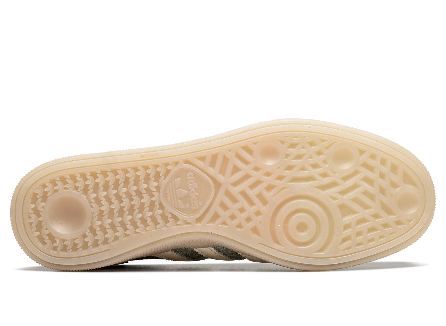 studio-shot-v9-24383