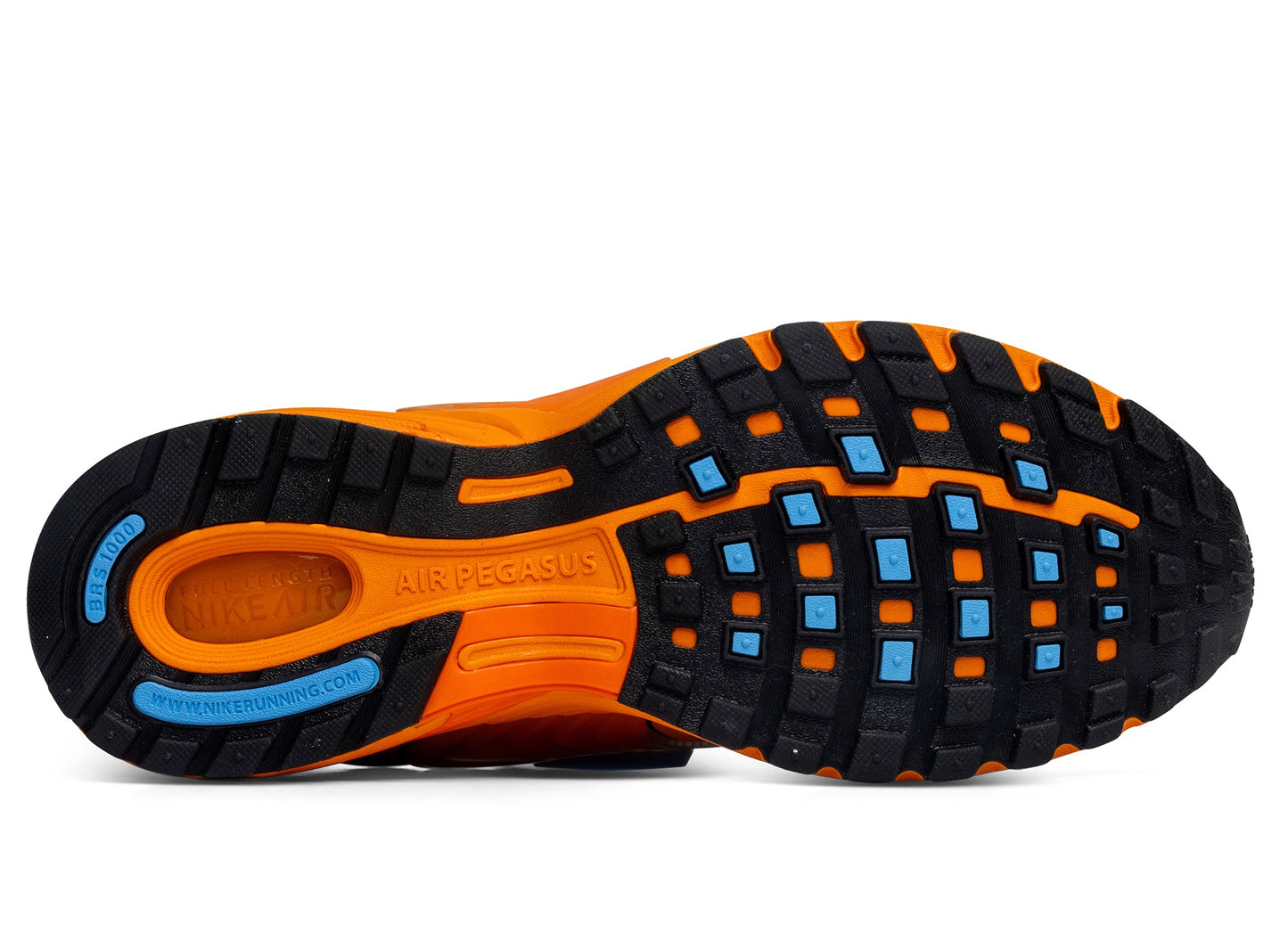 studio-shot-v9-40022