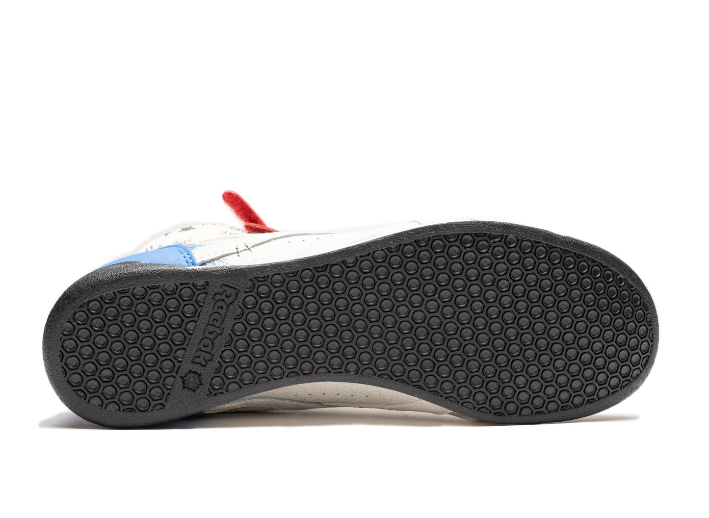 studio-shot-v9-16255