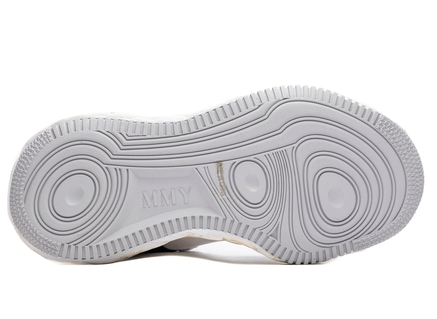 studio-shot-v9-42548