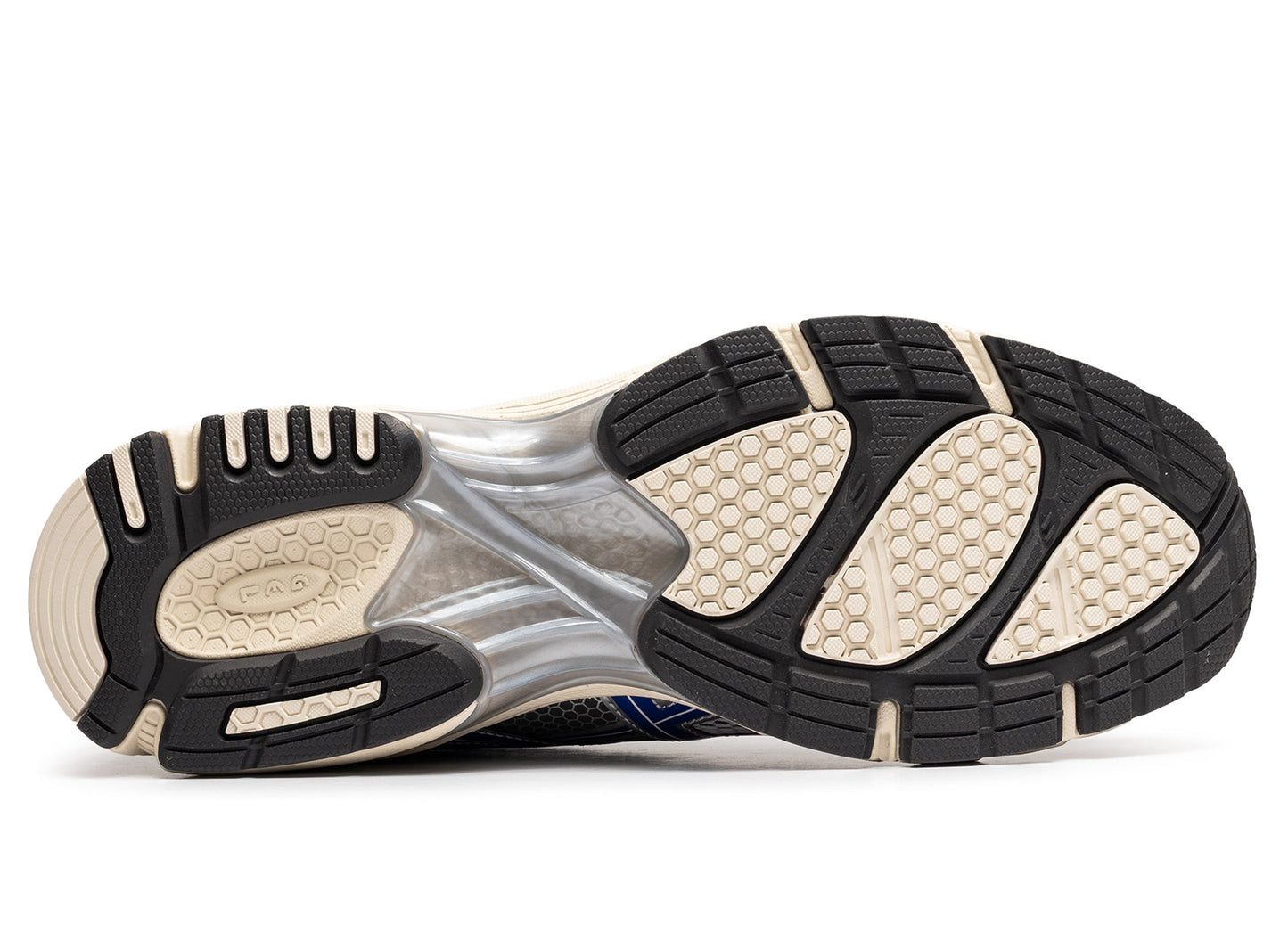 studio-shot-v9-58902