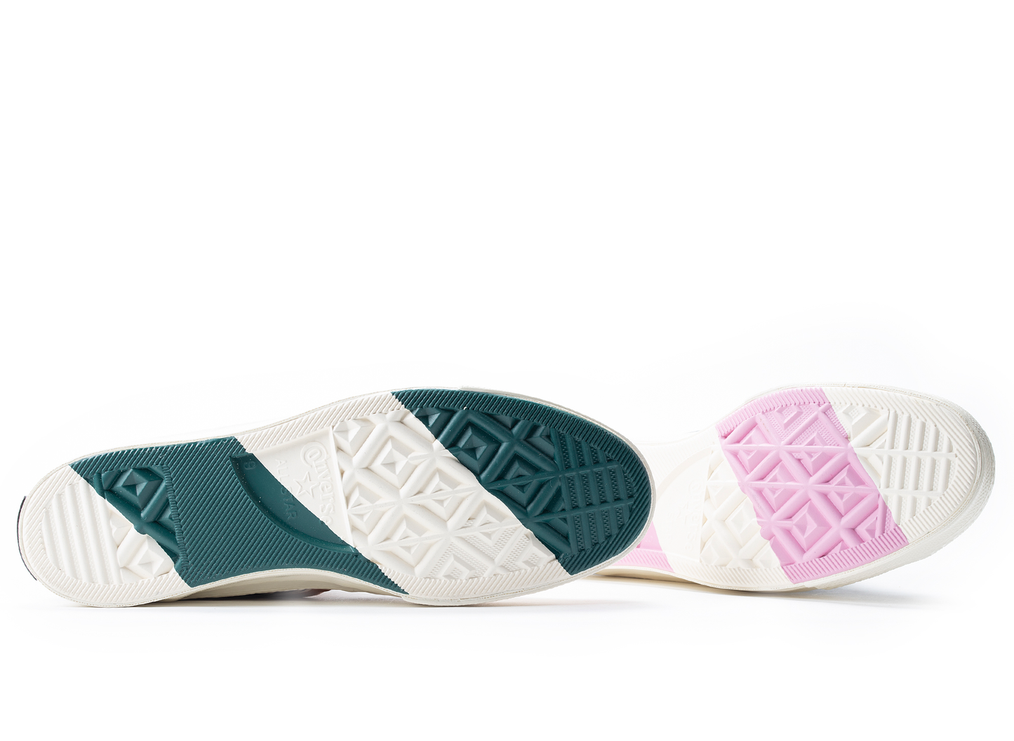 studio-shot-v9-17785