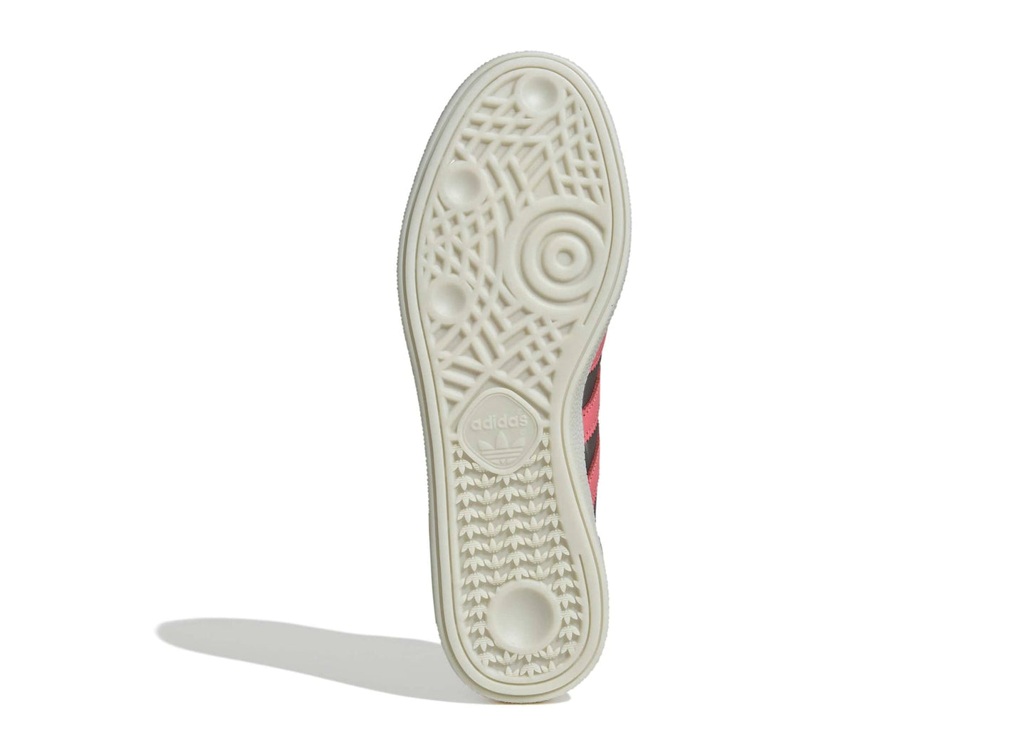 studio-shot-v9-20615