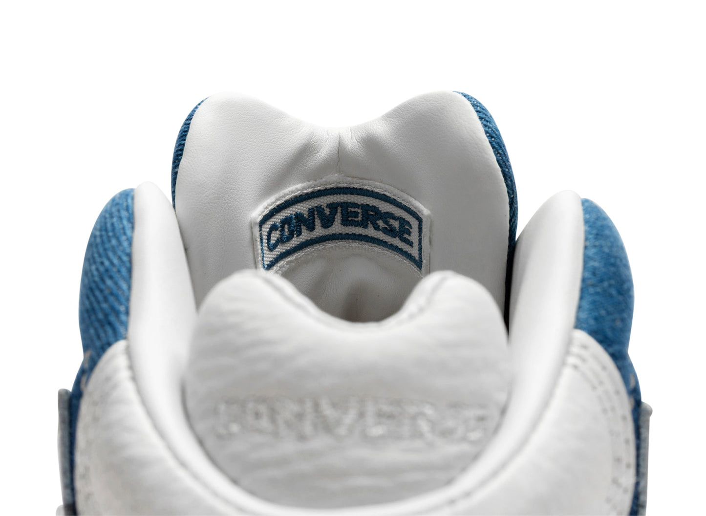 studio-shot-v9-53537