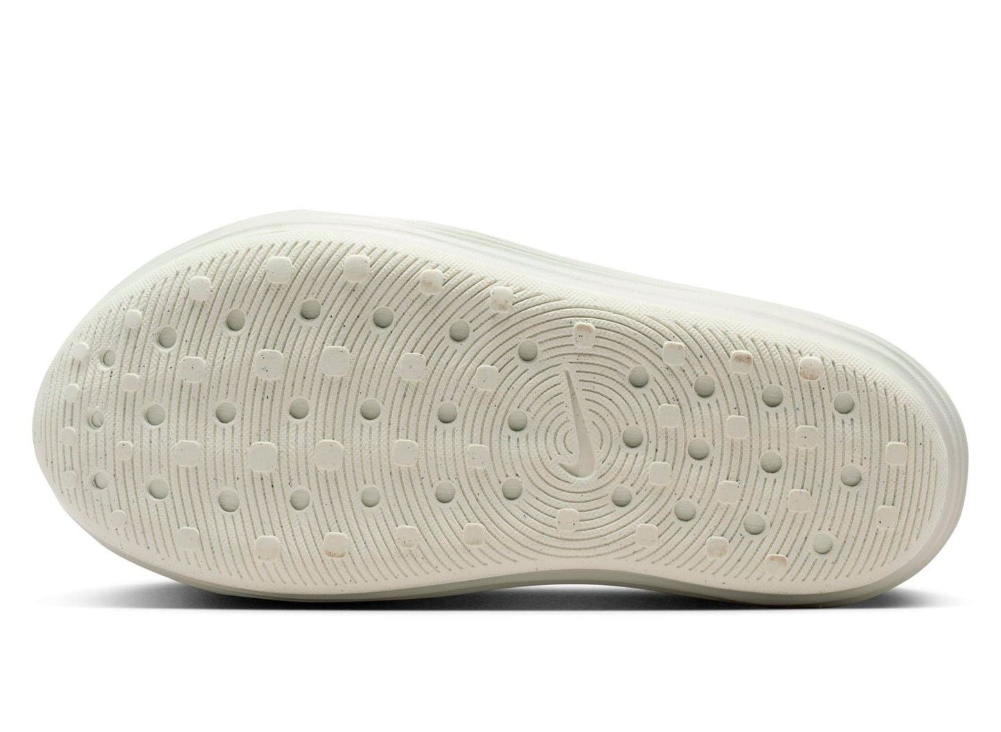 studio-shot-v9-51821