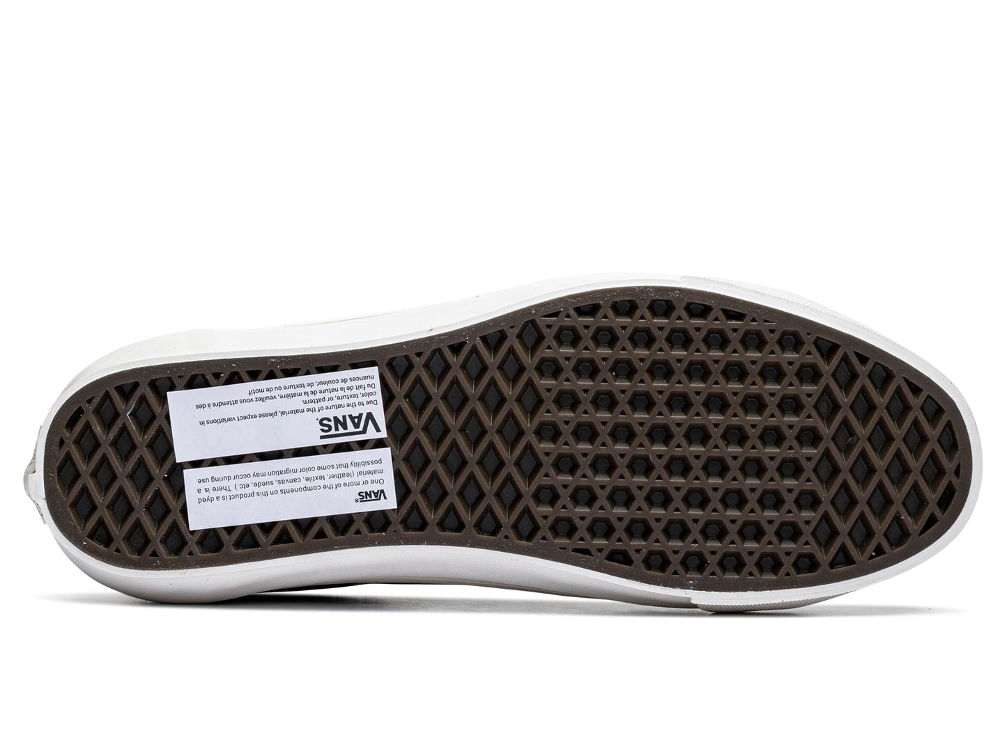 studio-shot-v9-17009