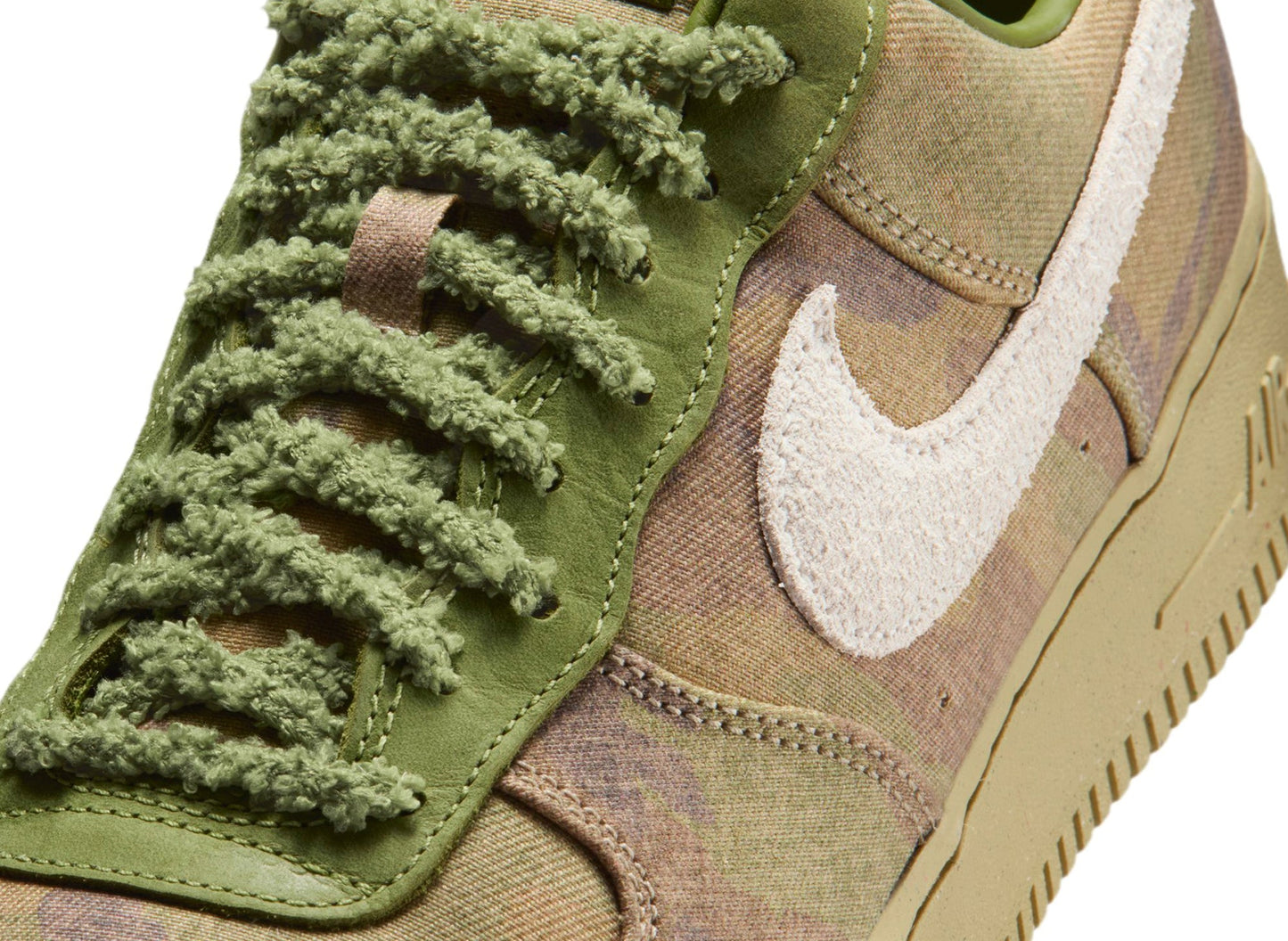 studio-shot-v9-14876