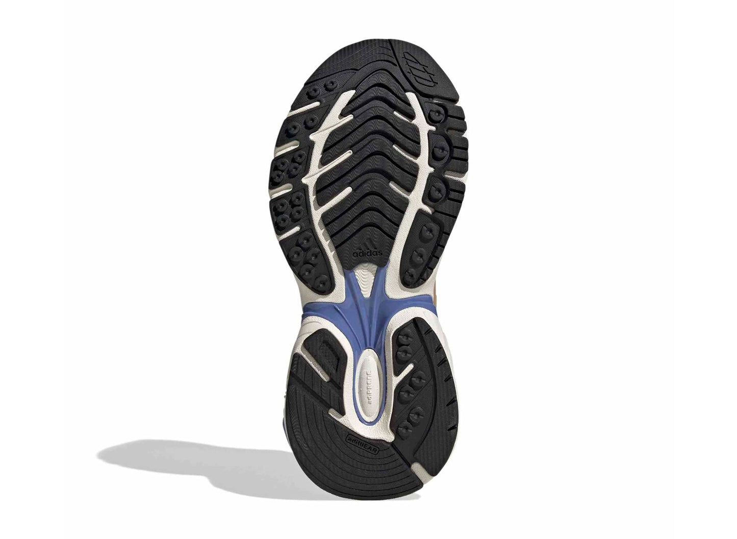 studio-shot-v9-30237